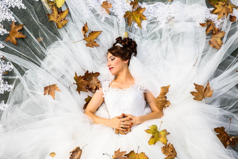 Minimalist bridal gown